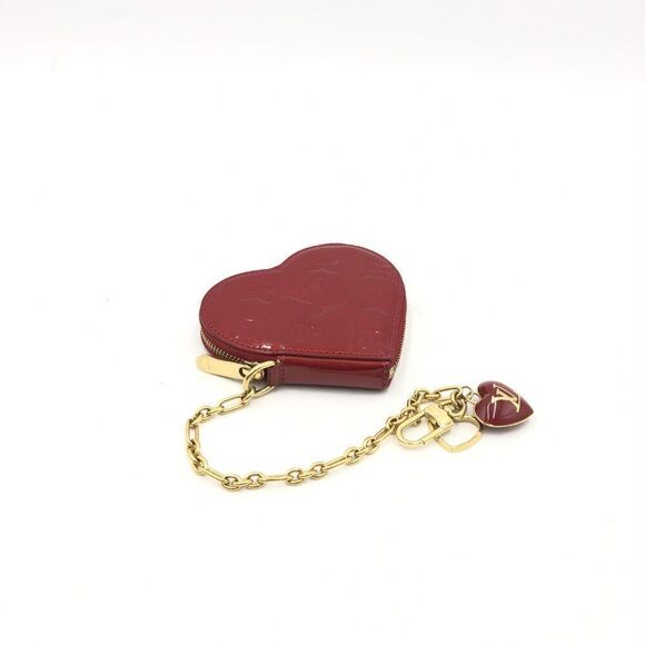 Louis Vuitton Red Pomme D´amour Vernis Heart Coin & Charm - Picture 7 of 10